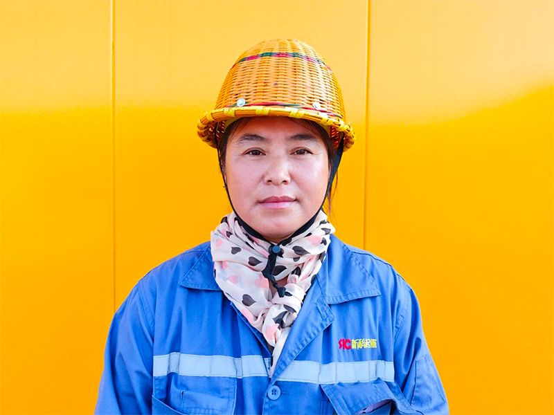 Upholding original aspirations with craftsmanship, building a defense line with responsibility | A tribute to Wang Caixia of the Xinke Lifting Forklift Team